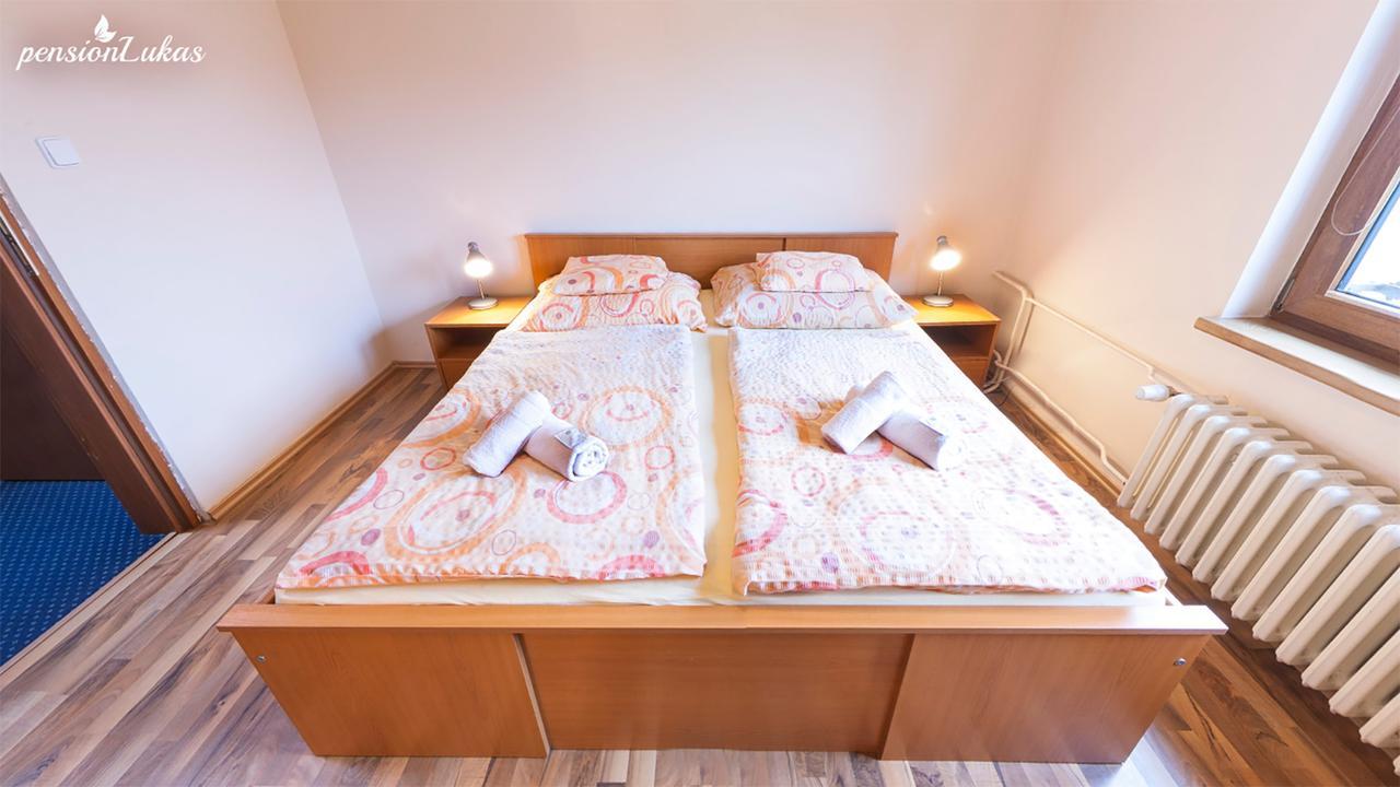 Pension Lukas Karlovy Vary Cameră foto