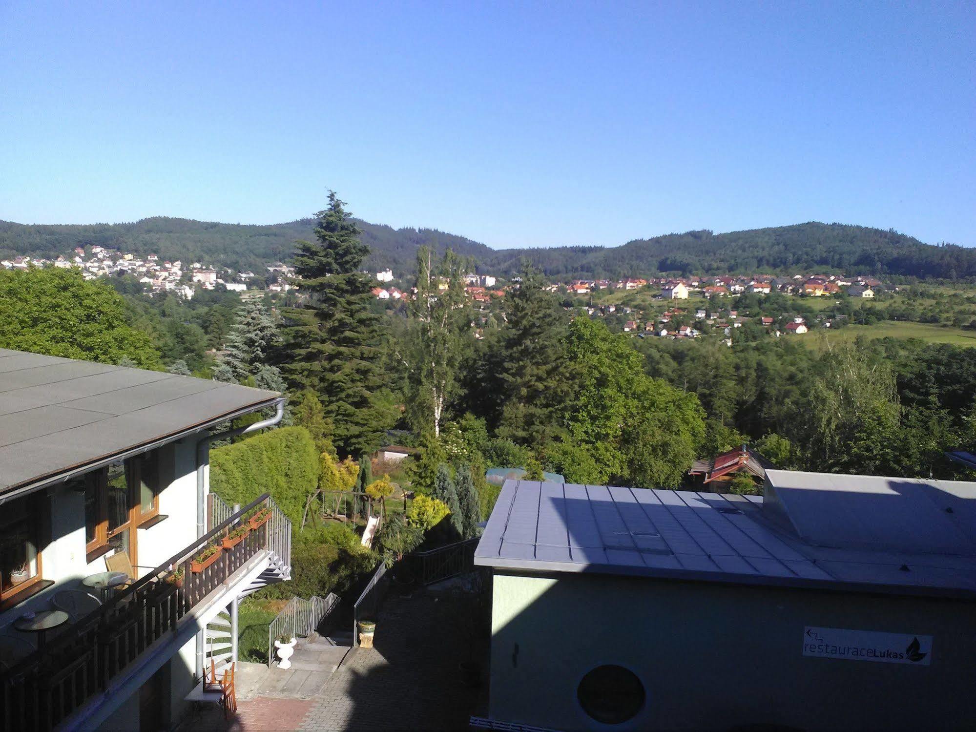 Pension Lukas Karlovy Vary Exterior foto